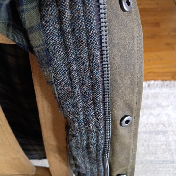 Flint and Tinder Flannel-lined Waxed Hudson Jacket (Forest, M) - Picture 8 of 9